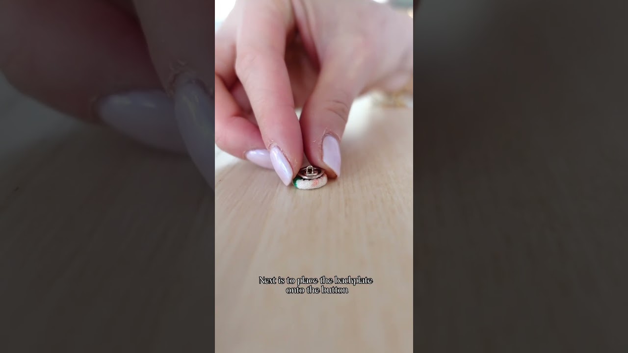 Stylish Fabric Enhancements: Elevate Your Wardrobe with Chic Buttons!